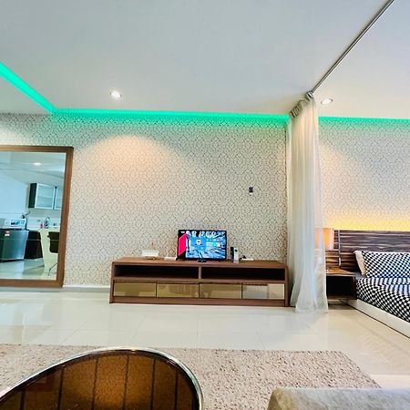 Regalia Suites & Residence By Enjoy Your Stay Kuala Lumpur Luaran gambar