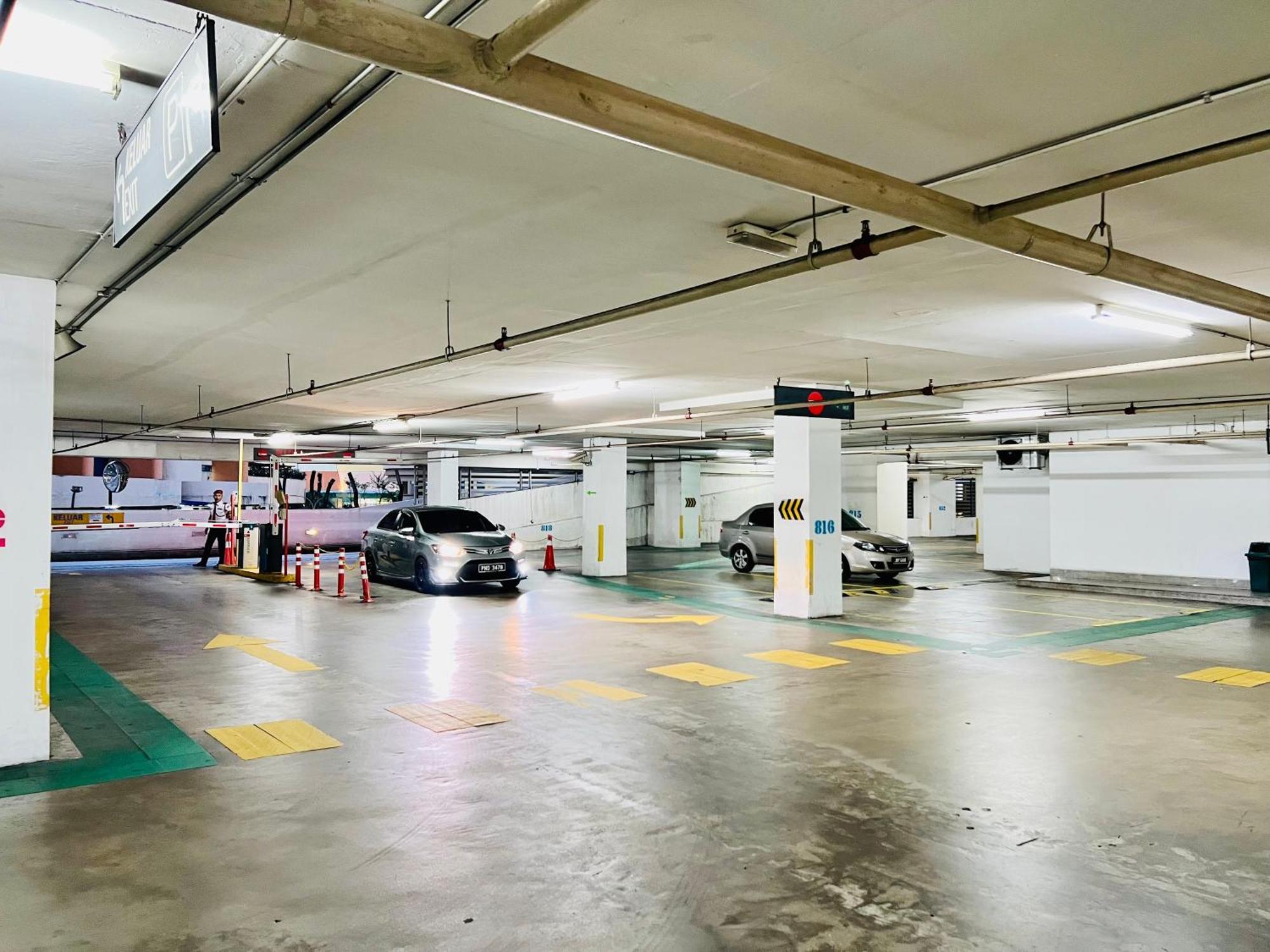 Regalia Suites & Residence By Enjoy Your Stay Kuala Lumpur Luaran gambar