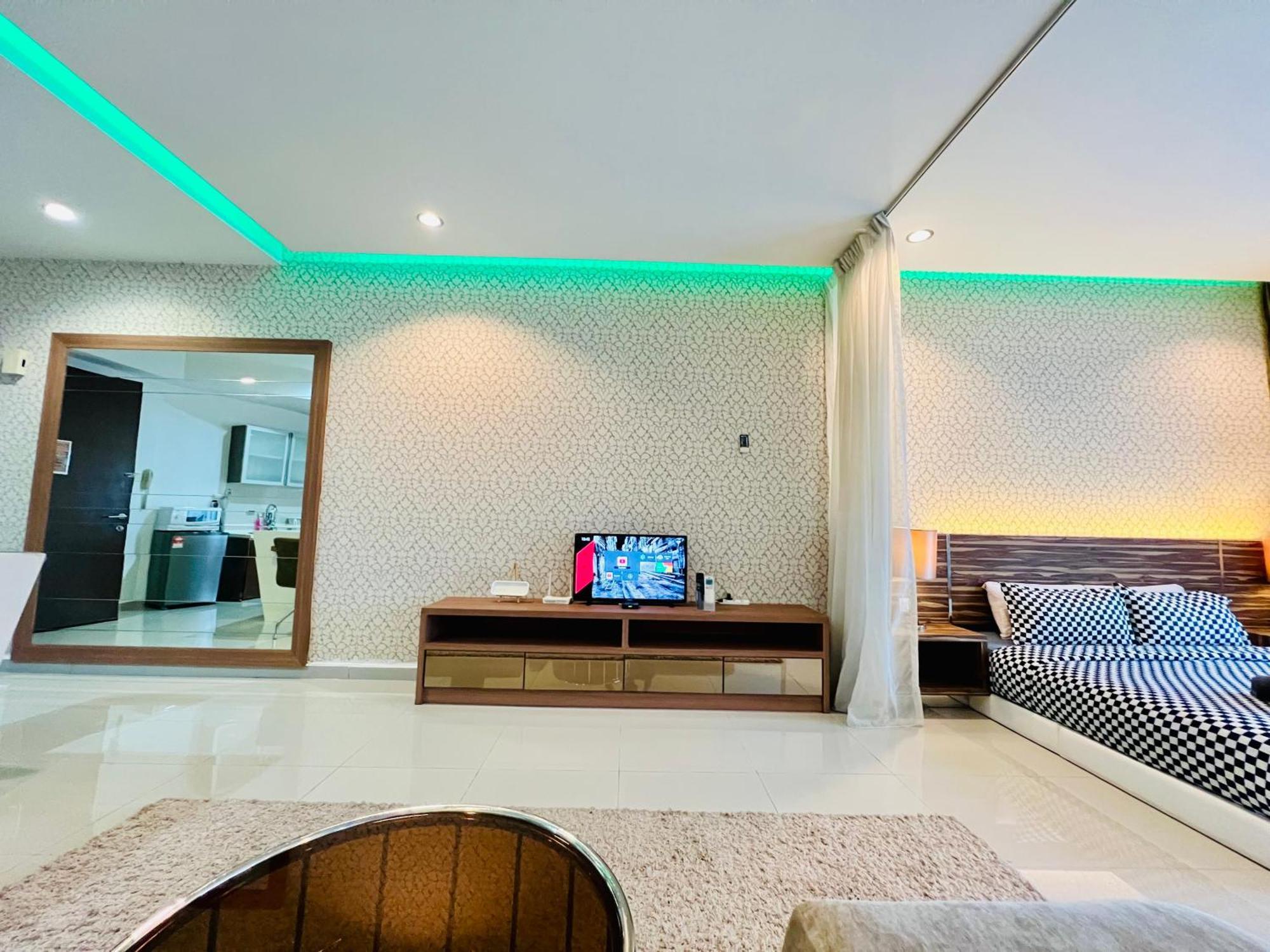 Regalia Suites & Residence By Enjoy Your Stay Kuala Lumpur Luaran gambar